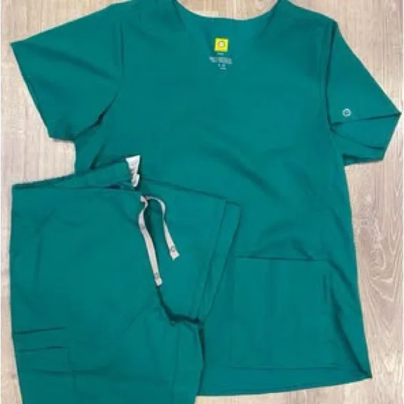 WonderWink Women's Scrub Tops - Pink, Blue, Green, Gray, Burgundy - Picture 5 of 6